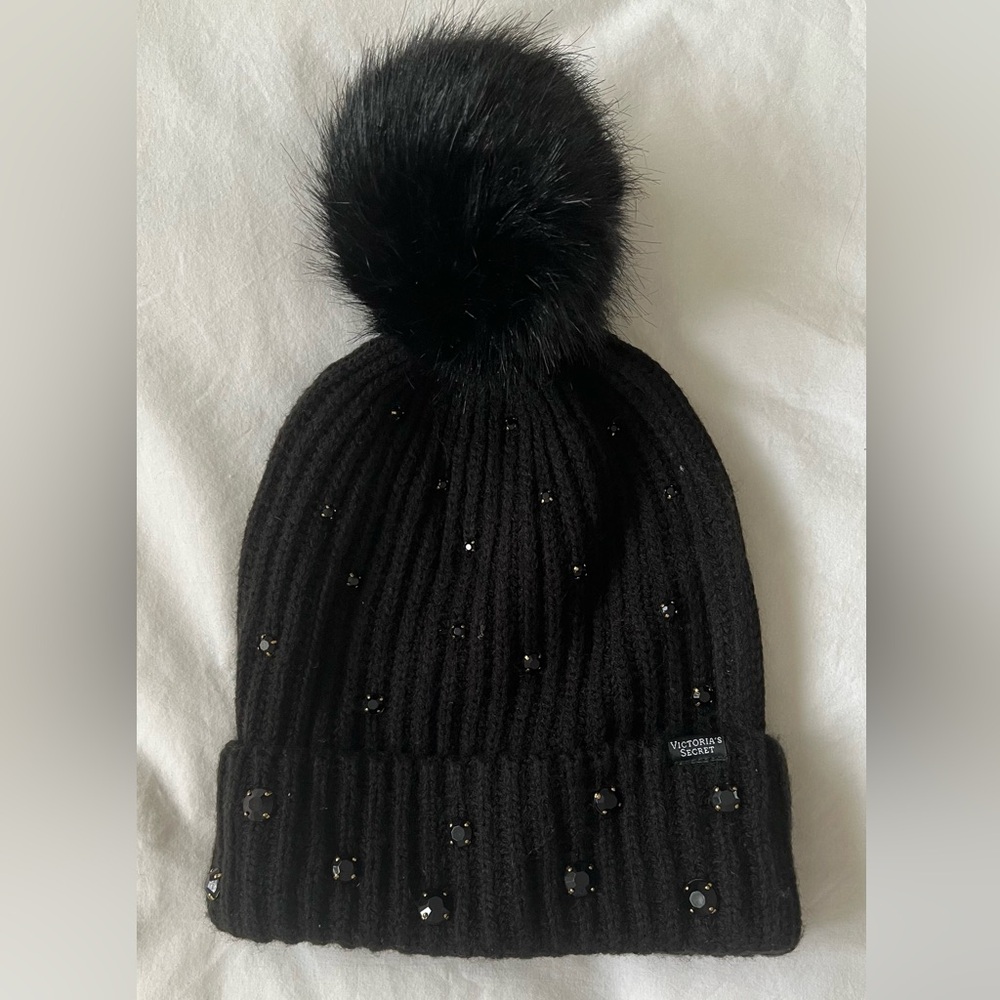 Victoria’s Secret knitted beanie